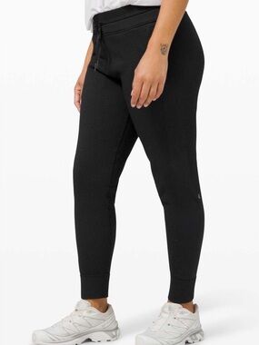 Lululemon Engineered Warmth Jogger Black